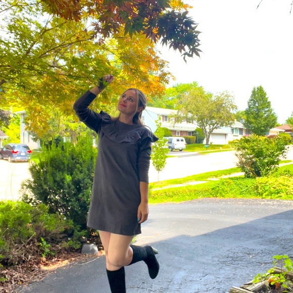 Dress - Picture 3 of 3